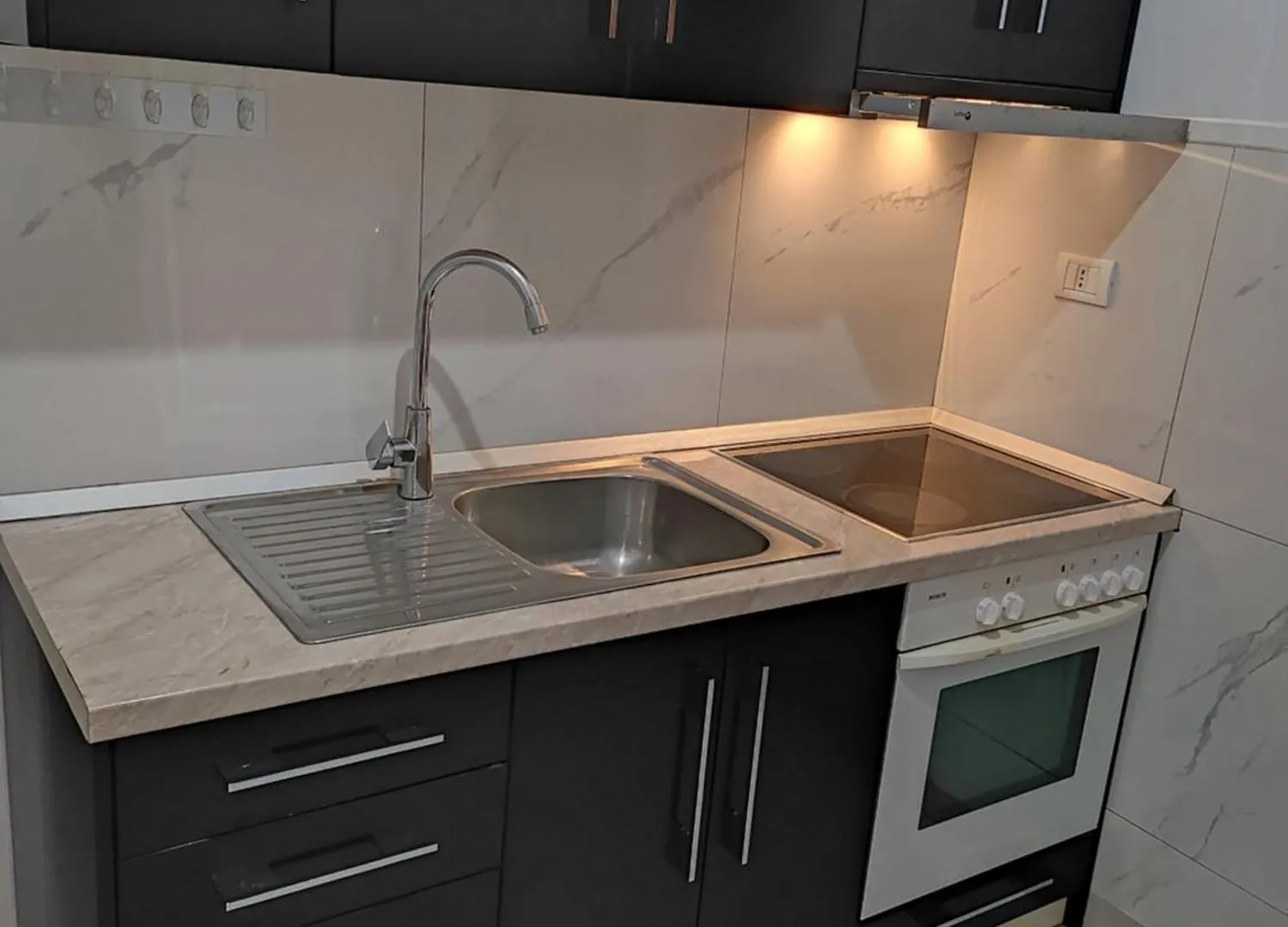 Tirana Apartment City Stay , Free Parking & Balcony