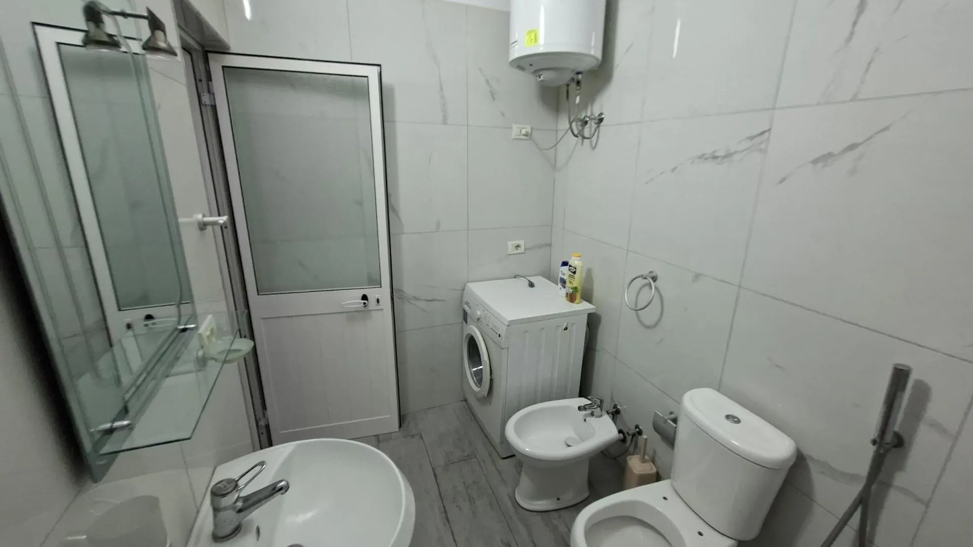 Tirana Apartment City Stay , Free Parking & Balcony Albania